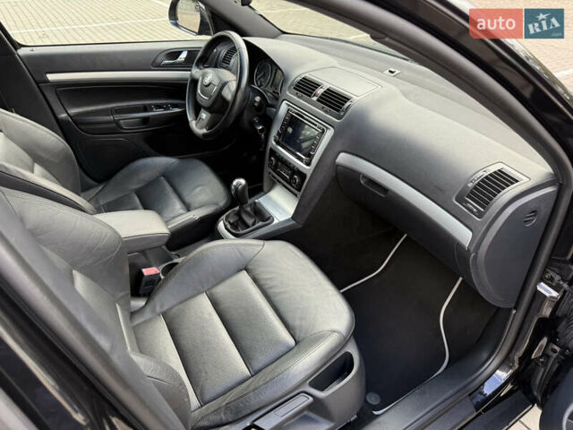 Чорний Шкода Октавія, об'ємом двигуна 1.98 л та пробігом 209 тис. км за 9500 $, фото 61 на Automoto.ua