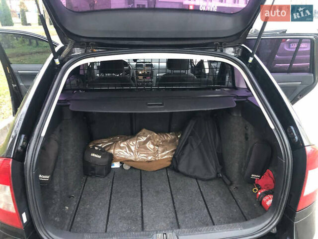 Чорний Шкода Октавія, об'ємом двигуна 1.9 л та пробігом 259 тис. км за 7400 $, фото 9 на Automoto.ua