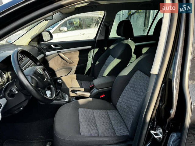 Чорний Шкода Октавія, об'ємом двигуна 1.4 л та пробігом 177 тис. км за 6900 $, фото 7 на Automoto.ua