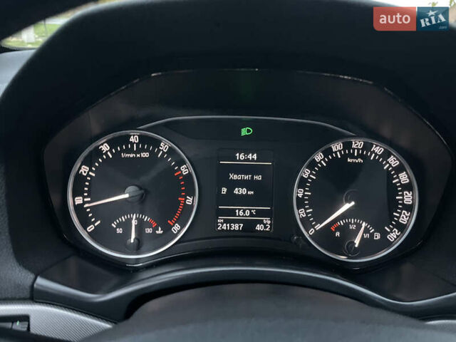 Шкода Октавія 2009 у Луцьку на Automoto.ua Чорний Шкода Октавія, об'ємом двигуна 1.8 л та пробігом 241 тис. км за 7900 $, фото 40 на Automoto.ua