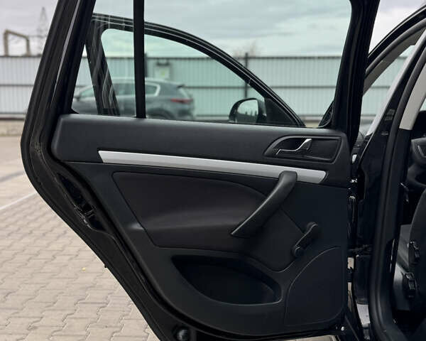 Чорний Шкода Октавія, об'ємом двигуна 1.4 л та пробігом 231 тис. км за 6350 $, фото 53 на Automoto.ua