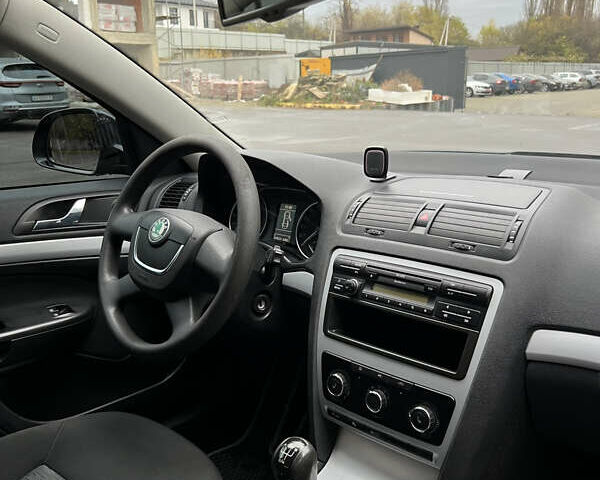 Чорний Шкода Октавія, об'ємом двигуна 1.6 л та пробігом 260 тис. км за 6450 $, фото 14 на Automoto.ua