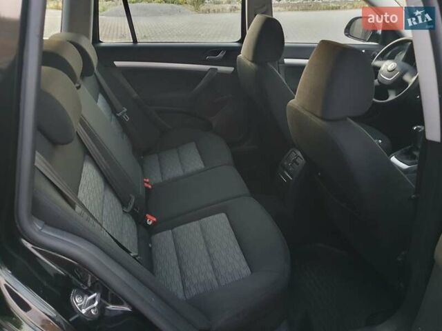 Черный Шкода Октавия, объемом двигателя 1.8 л и пробегом 245 тыс. км за 7350 $, фото 16 на Automoto.ua