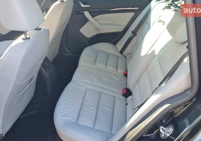 Черный Шкода Октавия, объемом двигателя 1.8 л и пробегом 226 тыс. км за 7700 $, фото 10 на Automoto.ua