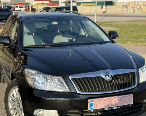 Черный Шкода Октавия, объемом двигателя 0 л и пробегом 215 тыс. км за 8800 $, фото 25 на Automoto.ua
