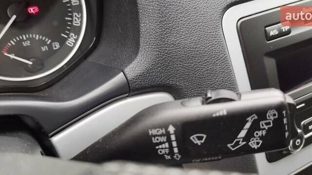 Чорний Шкода Октавія, об'ємом двигуна 1.6 л та пробігом 209 тис. км за 8299 $, фото 33 на Automoto.ua