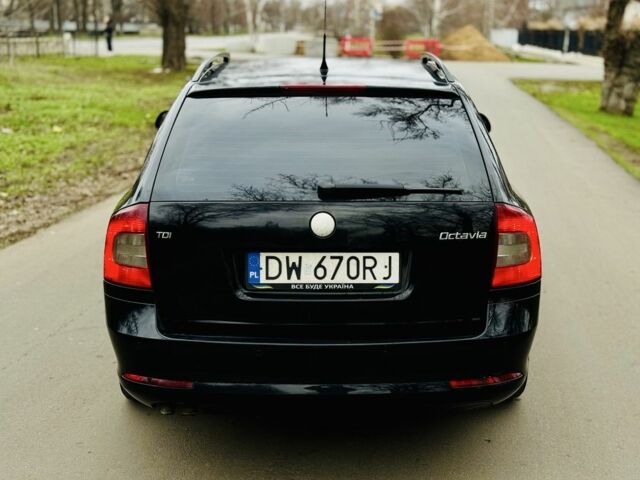 Черный Шкода Октавия, объемом двигателя 1.9 л и пробегом 215 тыс. км за 3300 $, фото 5 на Automoto.ua