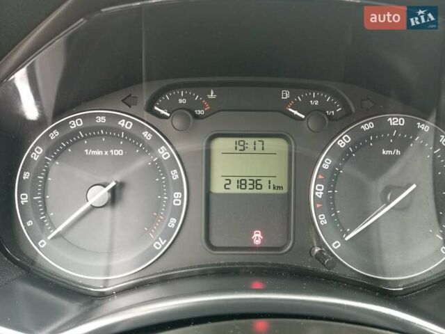 Чорний Шкода Октавія, об'ємом двигуна 1.6 л та пробігом 218 тис. км за 6700 $, фото 24 на Automoto.ua