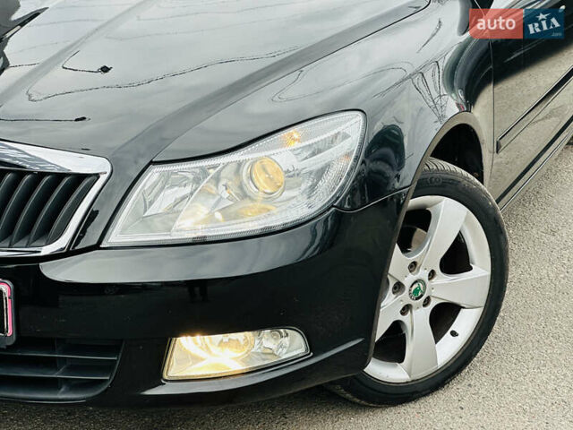 Черный Шкода Октавия, объемом двигателя 1.8 л и пробегом 223 тыс. км за 8999 $, фото 2 на Automoto.ua
