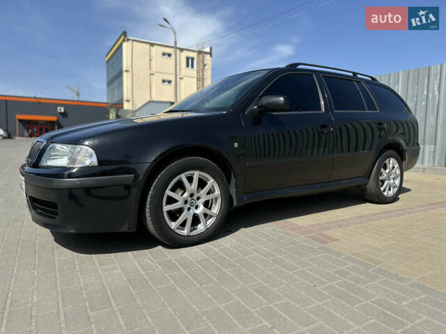 Черный Шкода Октавия, объемом двигателя 1.6 л и пробегом 240 тыс. км за 6200 $, фото 3 на Automoto.ua
