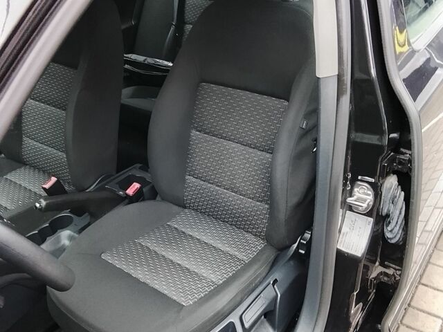 Черный Шкода Октавия, объемом двигателя 0 л и пробегом 233 тыс. км за 6950 $, фото 7 на Automoto.ua