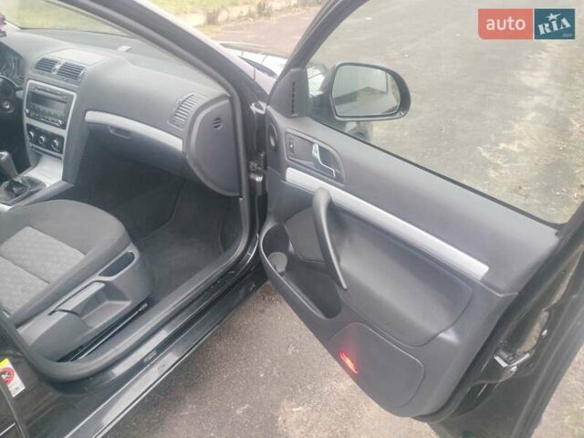 Черный Шкода Октавия, объемом двигателя 1.4 л и пробегом 179 тыс. км за 6700 $, фото 24 на Automoto.ua