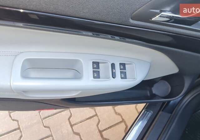 Черный Шкода Октавия, объемом двигателя 1.8 л и пробегом 226 тыс. км за 7700 $, фото 6 на Automoto.ua