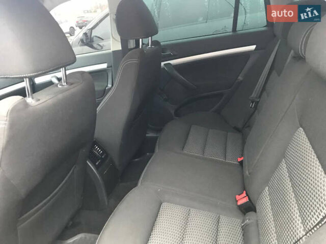 Черный Шкода Октавия, объемом двигателя 1.8 л и пробегом 208 тыс. км за 6800 $, фото 10 на Automoto.ua