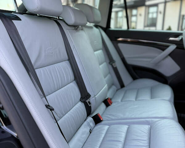 Черный Шкода Октавия, объемом двигателя 0 л и пробегом 215 тыс. км за 8800 $, фото 196 на Automoto.ua