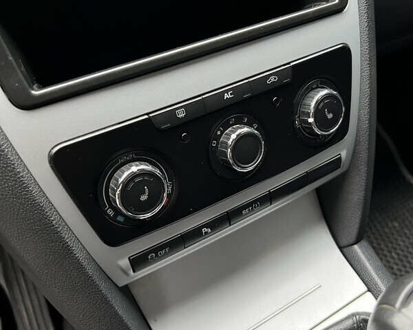 Чорний Шкода Октавія, об'ємом двигуна 1.6 л та пробігом 260 тис. км за 6450 $, фото 18 на Automoto.ua