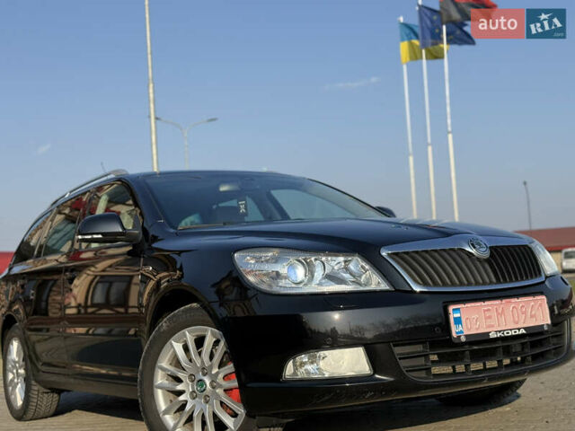 Черный Шкода Октавия, объемом двигателя 0 л и пробегом 215 тыс. км за 8800 $, фото 111 на Automoto.ua