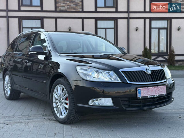 Черный Шкода Октавия, объемом двигателя 0 л и пробегом 215 тыс. км за 8800 $, фото 58 на Automoto.ua