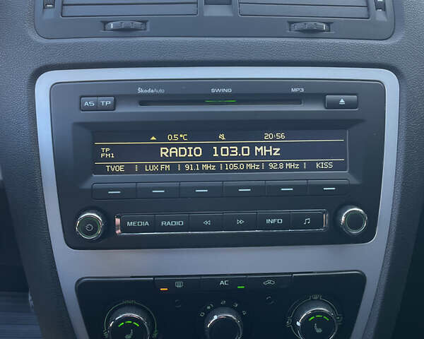 Черный Шкода Октавия, объемом двигателя 1.6 л и пробегом 288 тыс. км за 6650 $, фото 18 на Automoto.ua