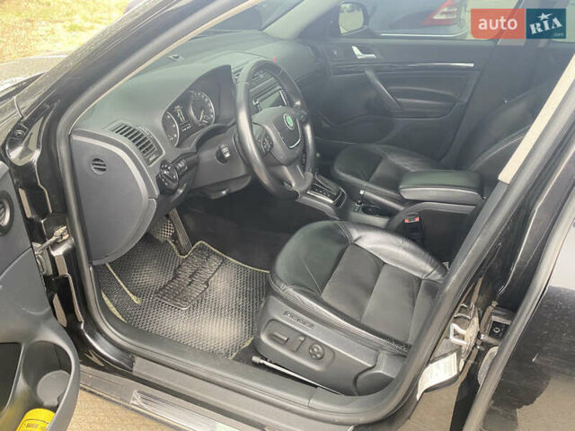 Чорний Шкода Октавія, об'ємом двигуна 1.8 л та пробігом 211 тис. км за 7500 $, фото 4 на Automoto.ua