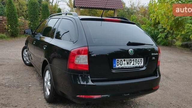 Чорний Шкода Октавія, об'ємом двигуна 1.6 л та пробігом 209 тис. км за 8299 $, фото 12 на Automoto.ua