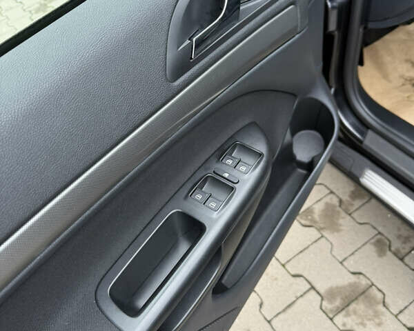 Черный Шкода Октавия, объемом двигателя 1.6 л и пробегом 197 тыс. км за 7500 $, фото 37 на Automoto.ua