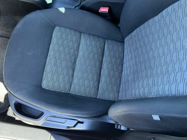 Черный Шкода Октавия, объемом двигателя 2 л и пробегом 300 тыс. км за 8500 $, фото 16 на Automoto.ua