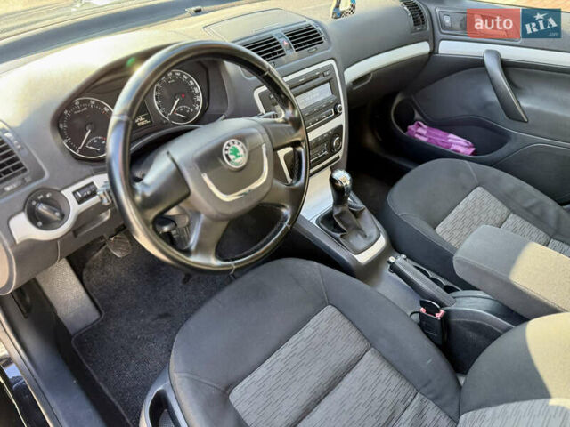 Чорний Шкода Октавія, об'ємом двигуна 1.4 л та пробігом 189 тис. км за 6600 $, фото 13 на Automoto.ua