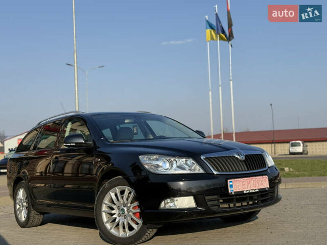 Черный Шкода Октавия, объемом двигателя 0 л и пробегом 215 тыс. км за 8800 $, фото 109 на Automoto.ua