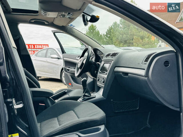 Черный Шкода Октавия, объемом двигателя 1.8 л и пробегом 223 тыс. км за 8999 $, фото 27 на Automoto.ua