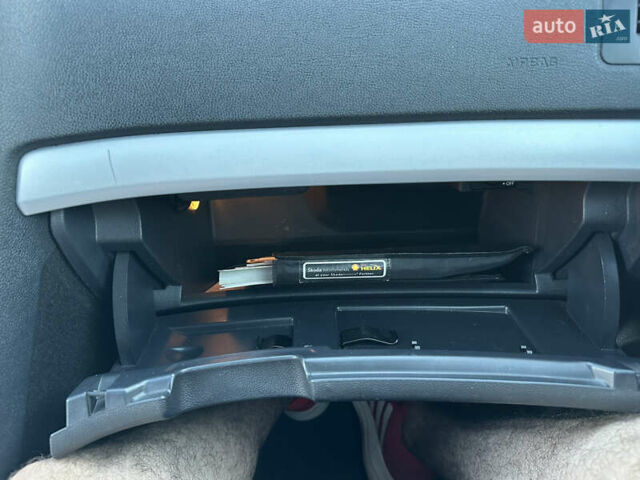 Шкода Октавия 2009 в Полтаве на Automoto.ua Черный Шкода Октавия, объемом двигателя 1.8 л и пробегом 195 тыс. км за 7799 $, фото 32 на Automoto.ua