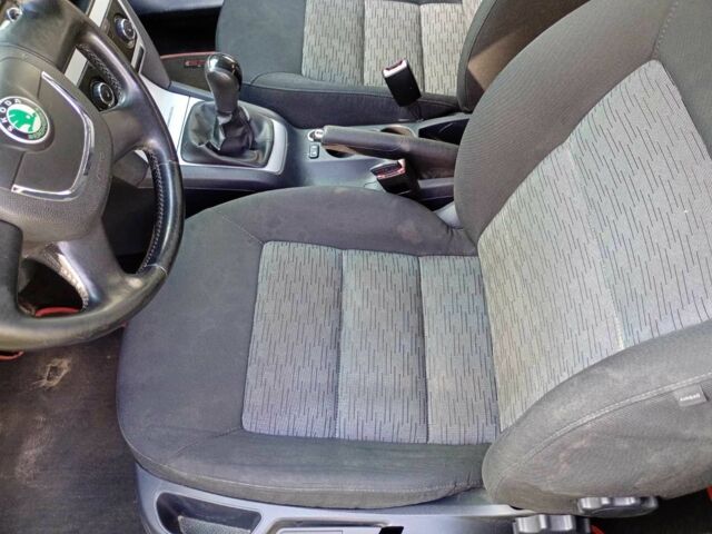 Чорний Шкода Октавія, об'ємом двигуна 1.4 л та пробігом 222 тис. км за 6000 $, фото 1 на Automoto.ua