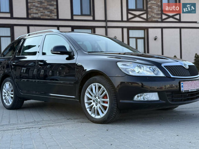 Черный Шкода Октавия, объемом двигателя 0 л и пробегом 215 тыс. км за 8800 $, фото 63 на Automoto.ua