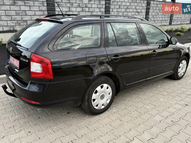Чорний Шкода Октавія, об'ємом двигуна 1.6 л та пробігом 219 тис. км за 6800 $, фото 4 на Automoto.ua