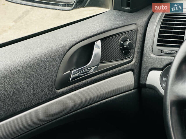 Черный Шкода Октавия, объемом двигателя 1.8 л и пробегом 223 тыс. км за 8999 $, фото 24 на Automoto.ua