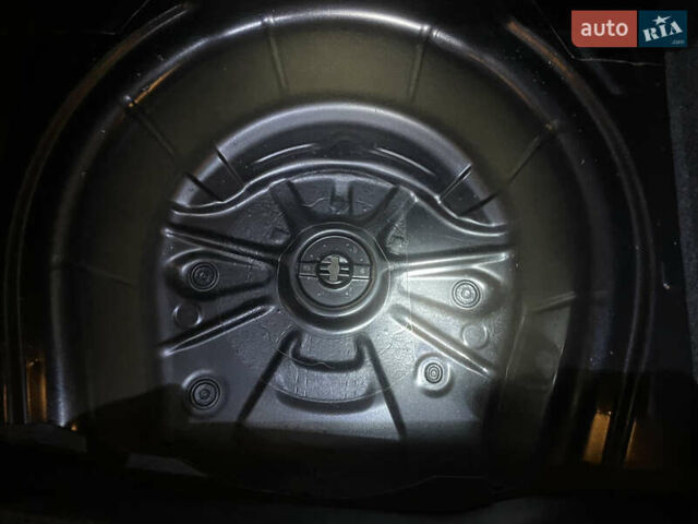 Шкода Октавія 2009 у Луцьку на Automoto.ua Чорний Шкода Октавія, об'ємом двигуна 1.8 л та пробігом 241 тис. км за 7900 $, фото 59 на Automoto.ua