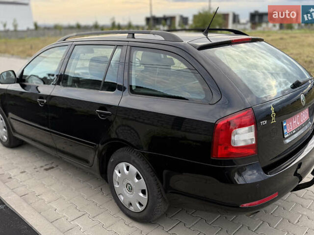 Чорний Шкода Октавія, об'ємом двигуна 1.6 л та пробігом 219 тис. км за 6800 $, фото 6 на Automoto.ua