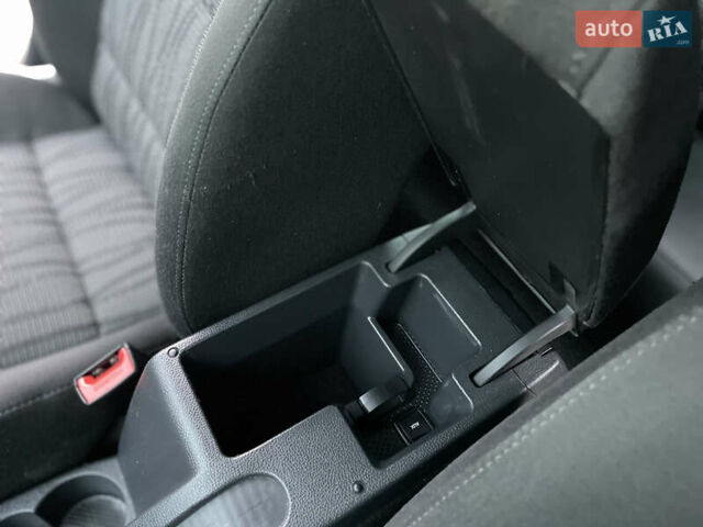 Шкода Октавія 2009 у Луцьку на Automoto.ua Чорний Шкода Октавія, об'ємом двигуна 1.8 л та пробігом 241 тис. км за 7900 $, фото 43 на Automoto.ua