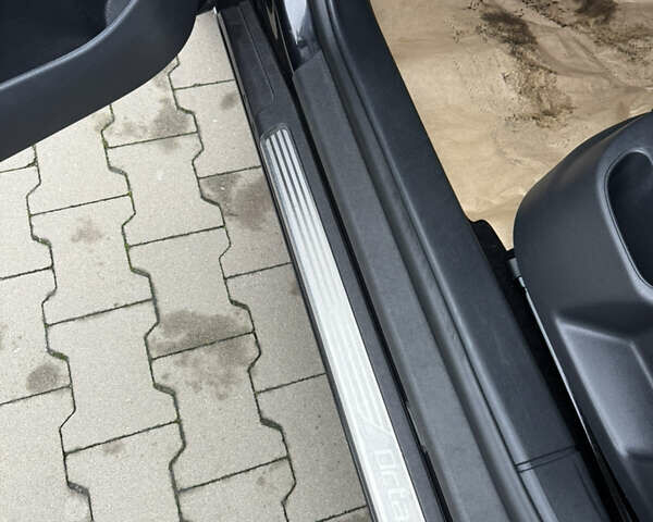 Черный Шкода Октавия, объемом двигателя 1.6 л и пробегом 197 тыс. км за 7500 $, фото 55 на Automoto.ua