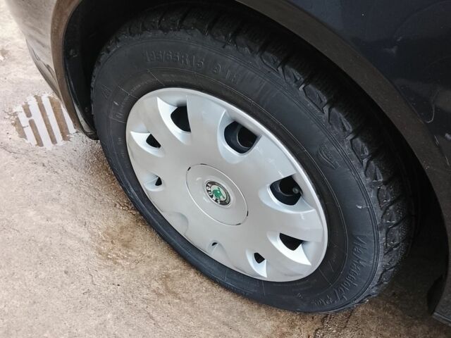 Черный Шкода Октавия, объемом двигателя 0 л и пробегом 233 тыс. км за 6950 $, фото 17 на Automoto.ua