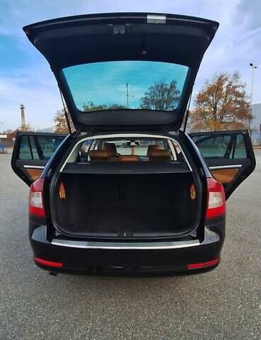 Черный Шкода Октавия, объемом двигателя 2 л и пробегом 277 тыс. км за 7200 $, фото 14 на Automoto.ua