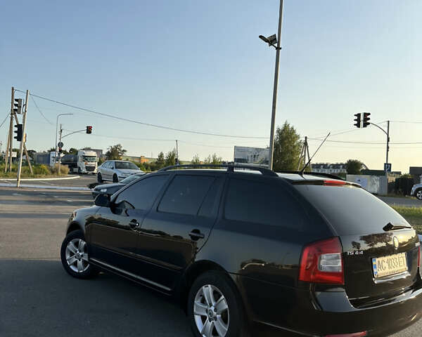 Чорний Шкода Октавія, об'ємом двигуна 1.8 л та пробігом 236 тис. км за 7650 $, фото 7 на Automoto.ua