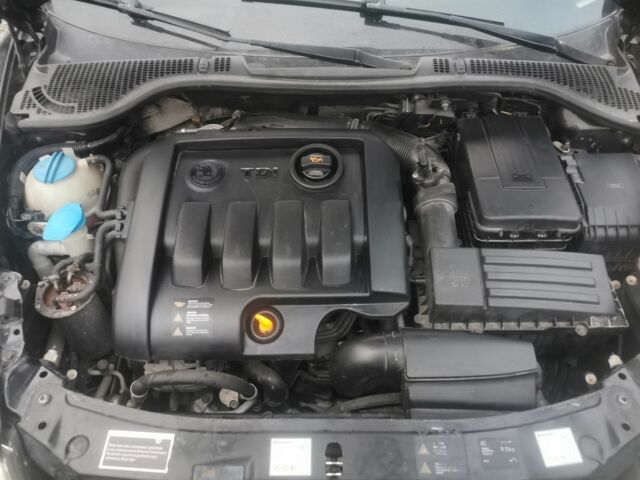 Черный Шкода Октавия, объемом двигателя 1.9 л и пробегом 380 тыс. км за 6500 $, фото 6 на Automoto.ua