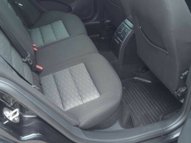 Черный Шкода Октавия, объемом двигателя 1.6 л и пробегом 193 тыс. км за 7400 $, фото 12 на Automoto.ua