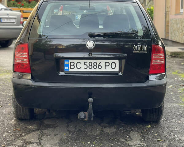 Черный Шкода Октавия, объемом двигателя 1.6 л и пробегом 217 тыс. км за 5700 $, фото 3 на Automoto.ua