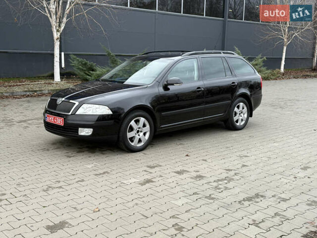 Черный Шкода Октавия, объемом двигателя 1.6 л и пробегом 197 тыс. км за 7500 $, фото 1 на Automoto.ua
