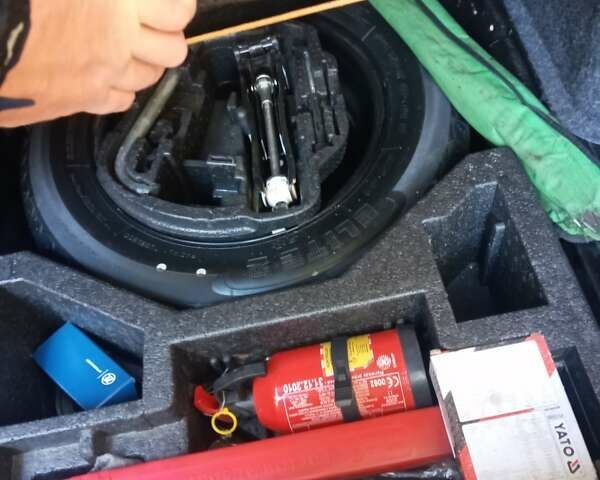 Шкода Октавия 2009 в Виннице на Automoto.ua Черный Шкода Октавия, объемом двигателя 1.9 л и пробегом 180 тыс. км за 8000 $, фото 33 на Automoto.ua