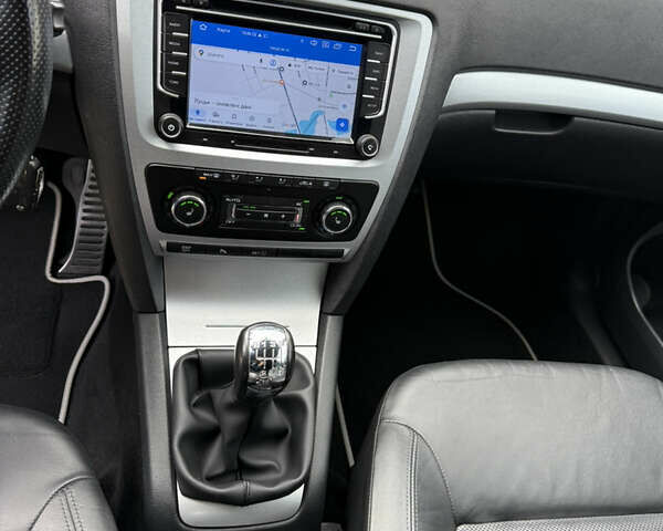 Чорний Шкода Октавія, об'ємом двигуна 1.98 л та пробігом 209 тис. км за 9500 $, фото 90 на Automoto.ua