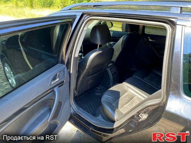 Черный Шкода Октавия, объемом двигателя 1.8 л и пробегом 230 тыс. км за 7999 $, фото 9 на Automoto.ua