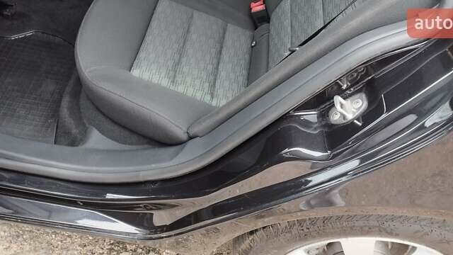 Чорний Шкода Октавія, об'ємом двигуна 1.6 л та пробігом 209 тис. км за 8299 $, фото 48 на Automoto.ua